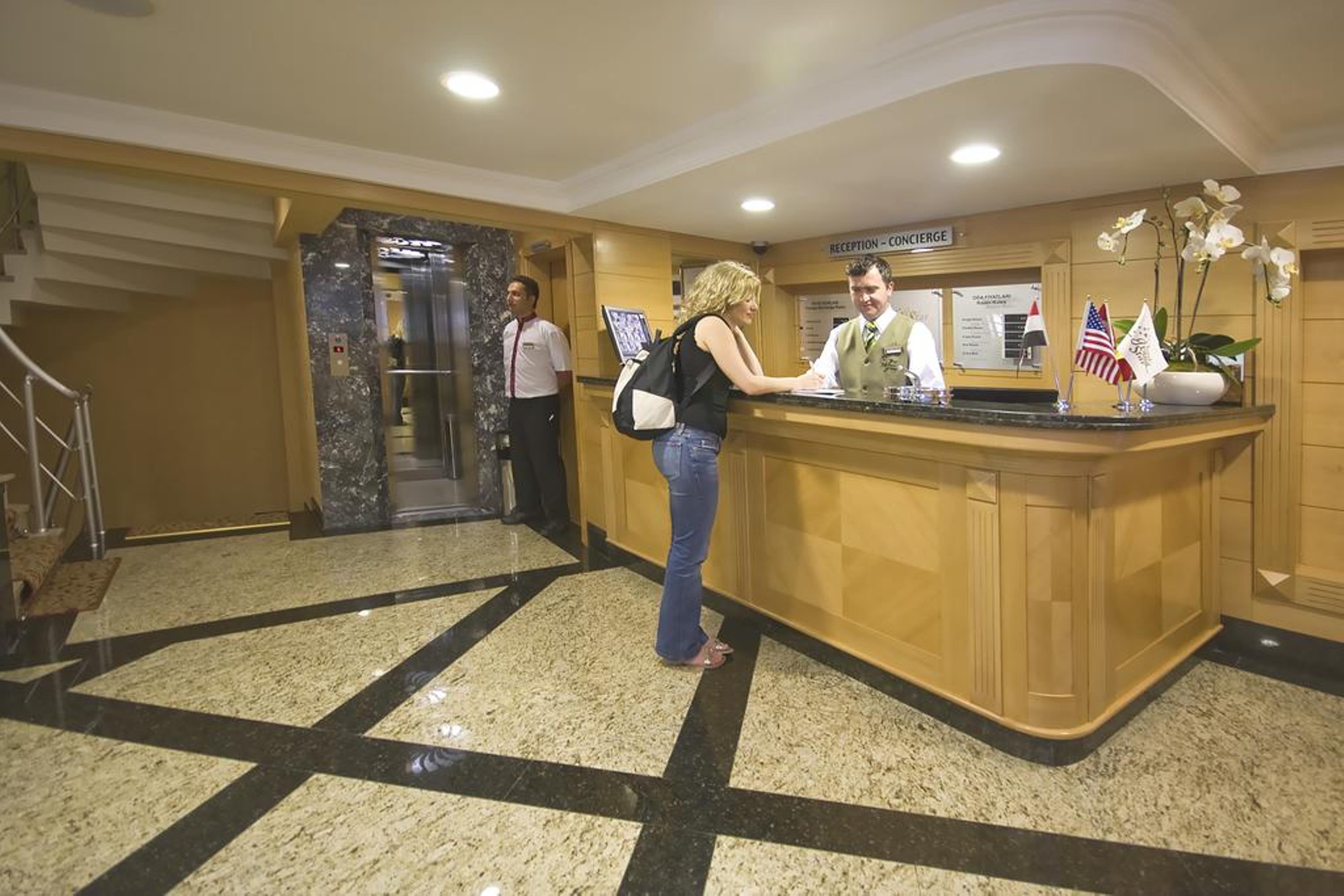 Park Star Hotel Taksim Istanbul Interior photo