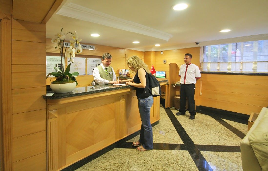Park Star Hotel Taksim Istanbul Exterior photo