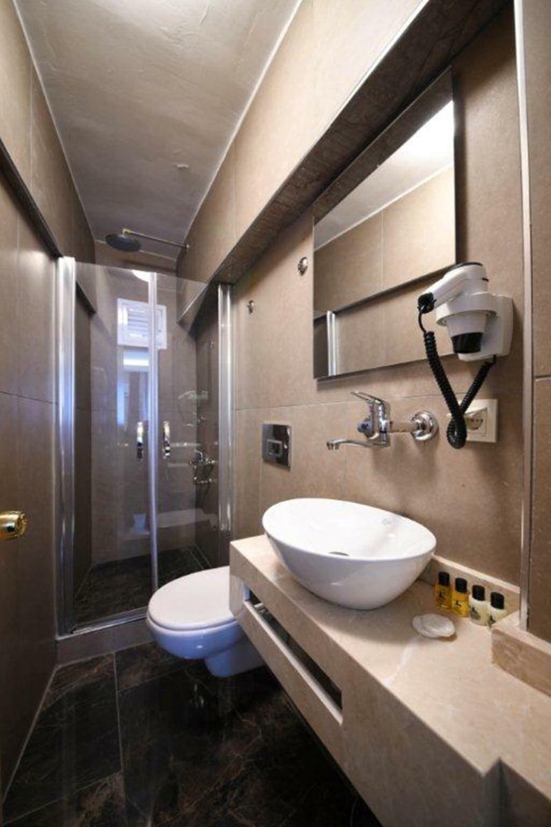 Park Star Hotel Taksim Istanbul Exterior photo